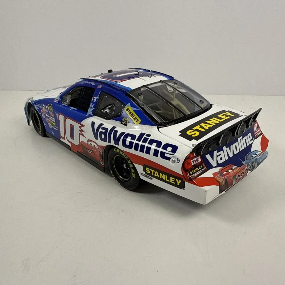 2006 Charger Scott Riggs 1:24 Scale Limited Edition Collectible w/ Special Paint